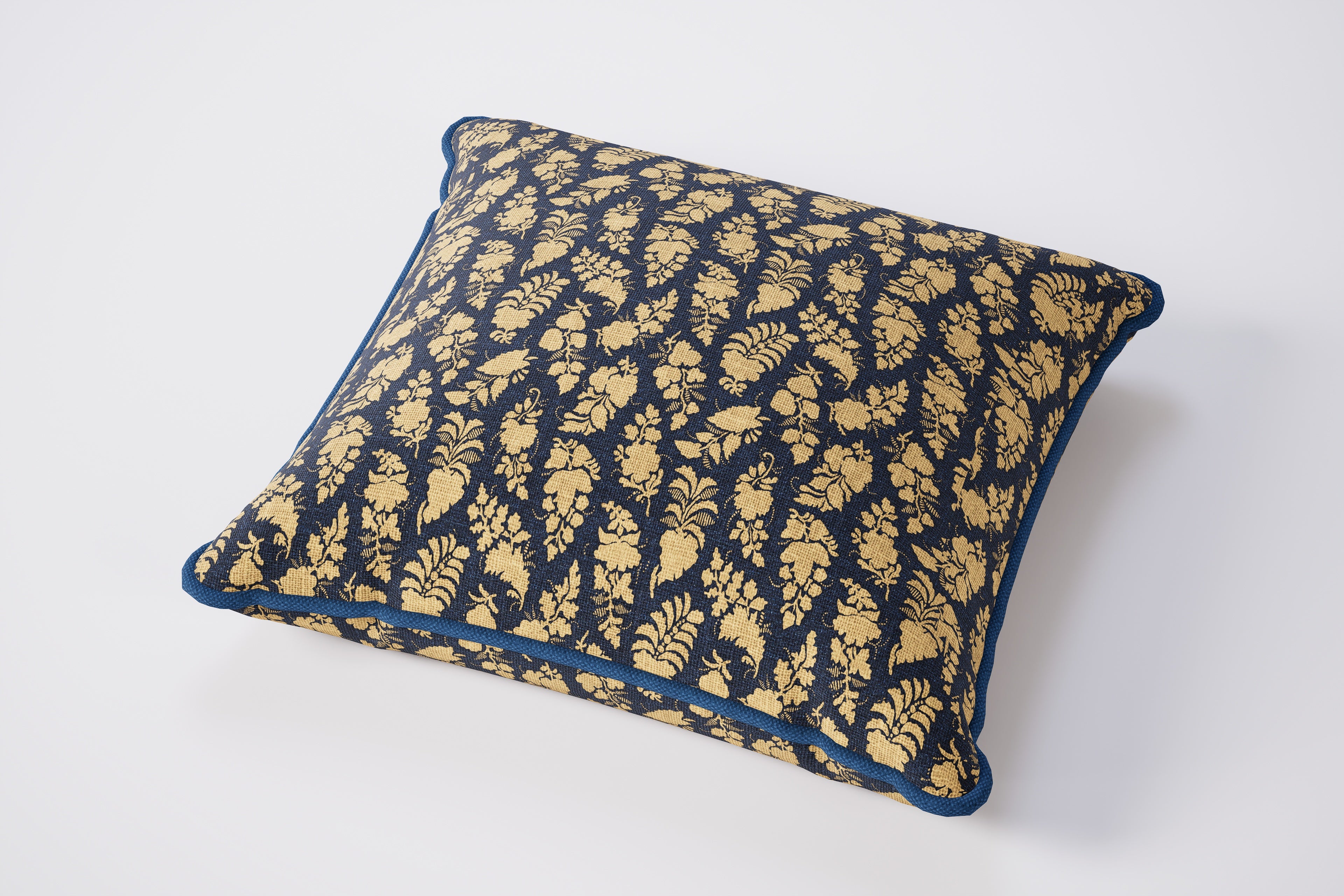 Rome Outdoor Scatter Cushions - Navy Croquie