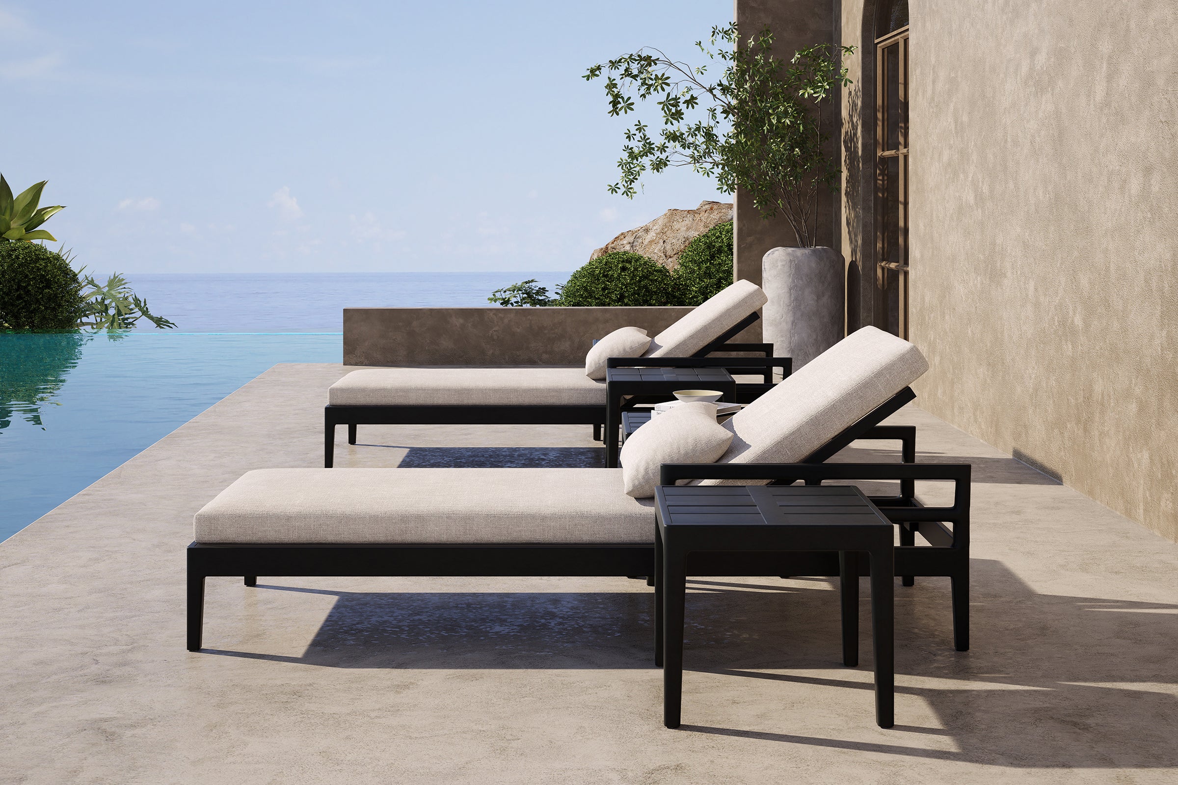 Vienna Outdoor Side Table Aluminium