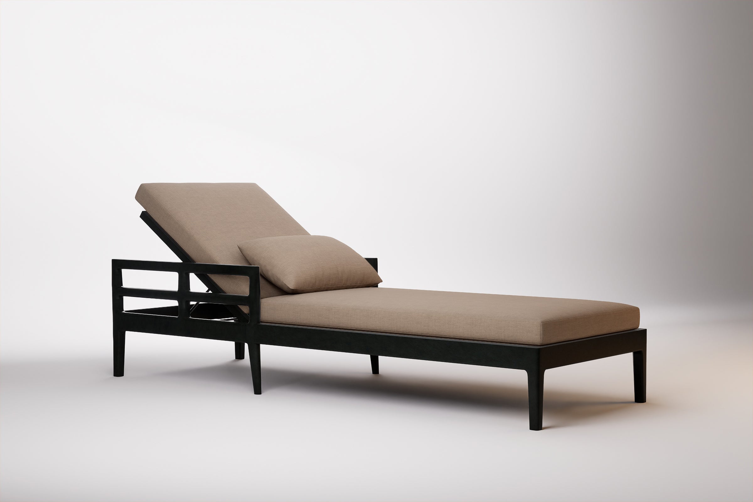 Vienna Outdoor Sun Lounge Aluminium