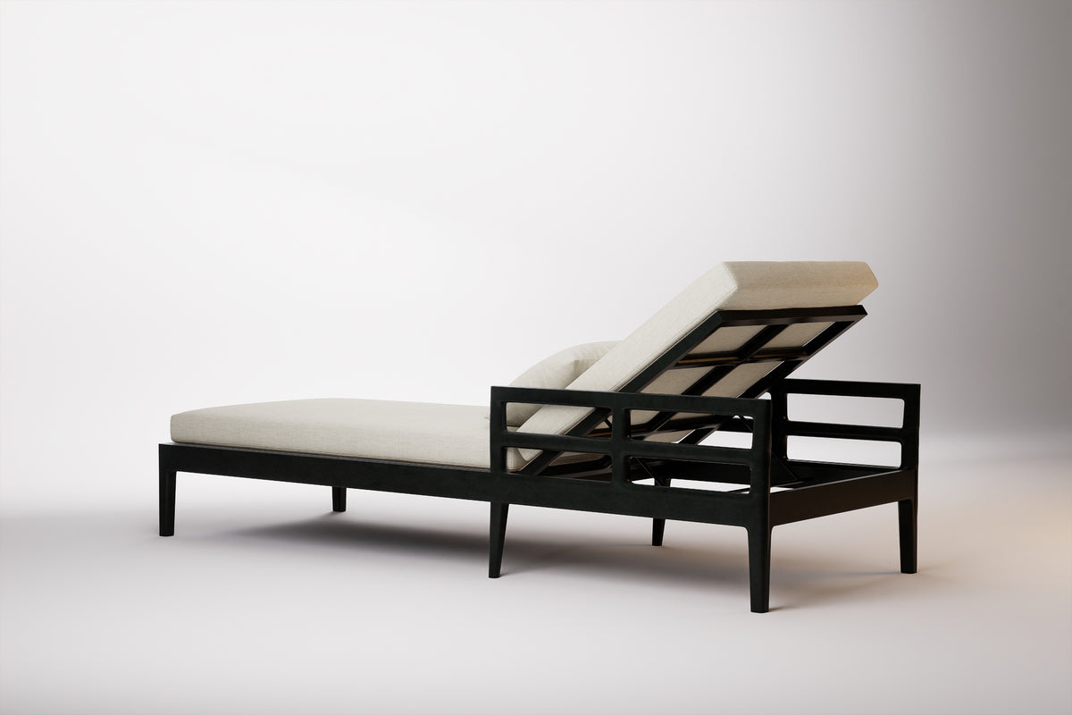 Vienna Outdoor Sun Lounge Aluminium