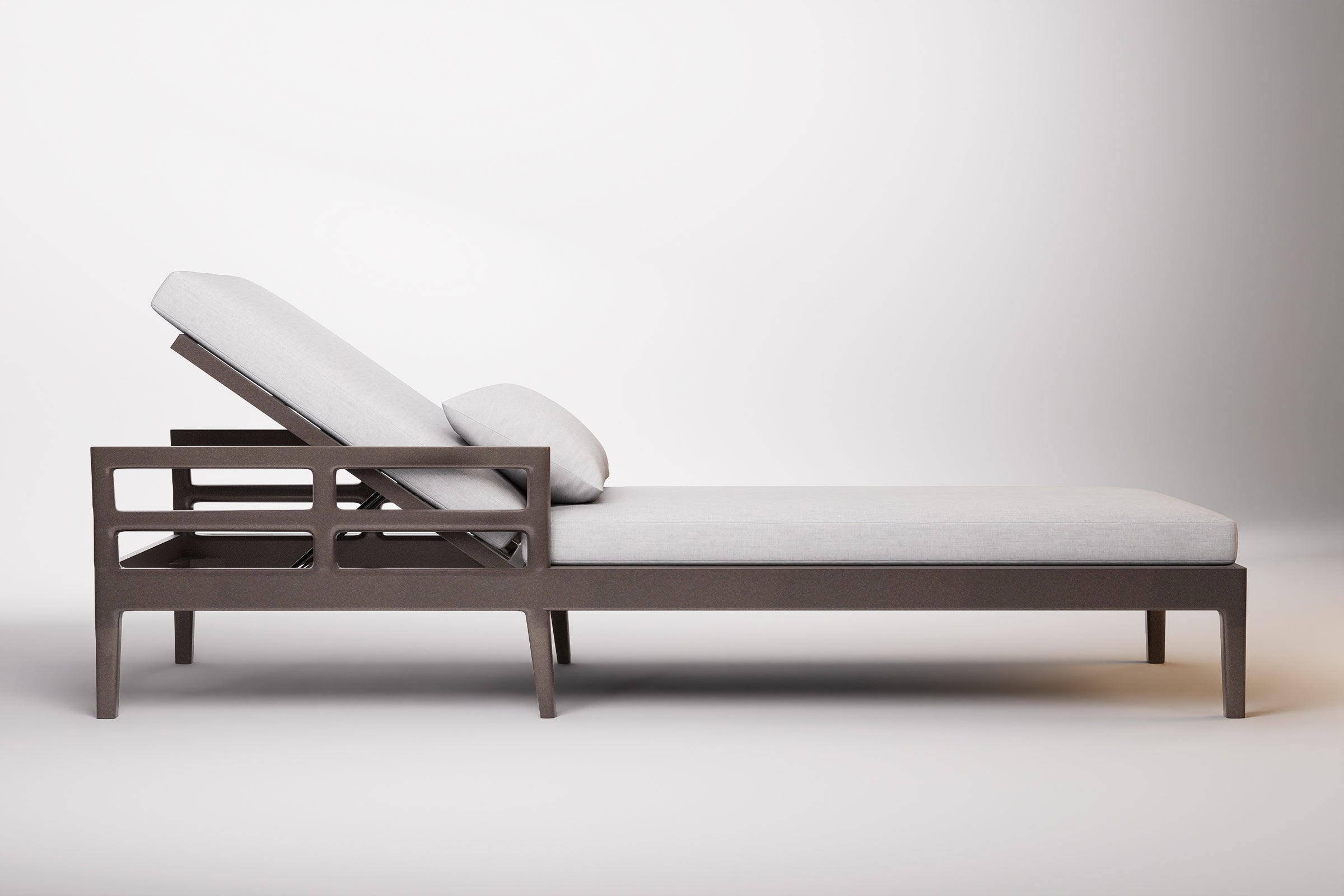 Vienna Outdoor Sun Lounge Aluminium