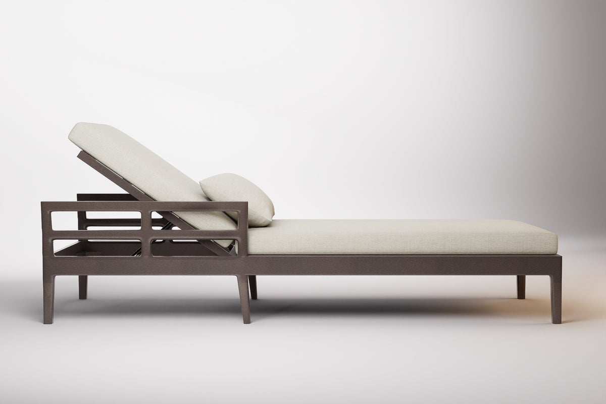 Vienna Outdoor Sun Lounge Aluminium