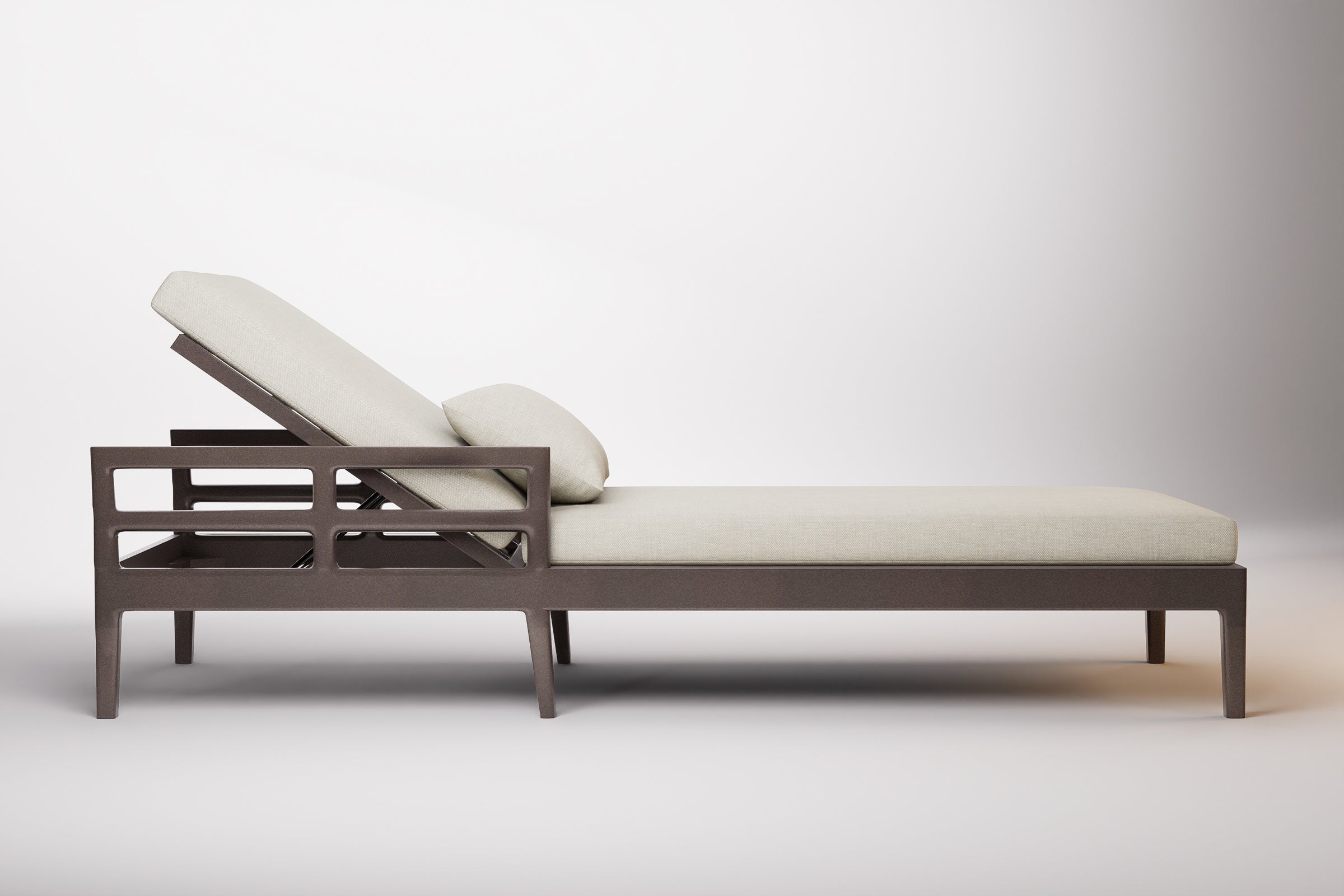 Vienna Outdoor Sun Lounge Aluminium