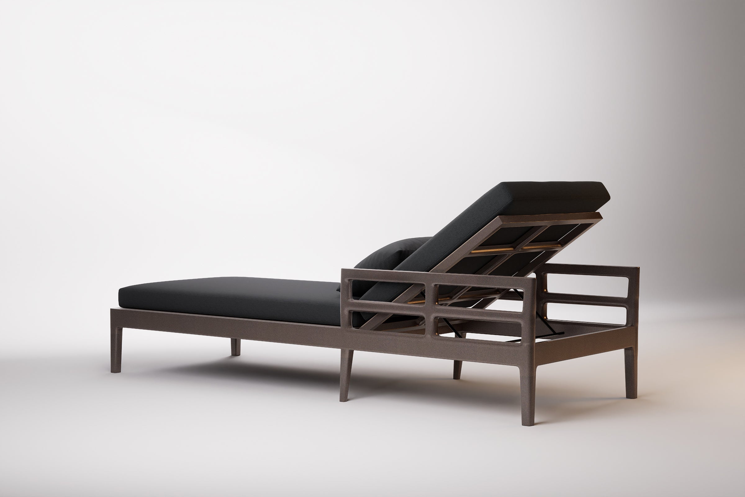 Vienna Outdoor Sun Lounge Aluminium