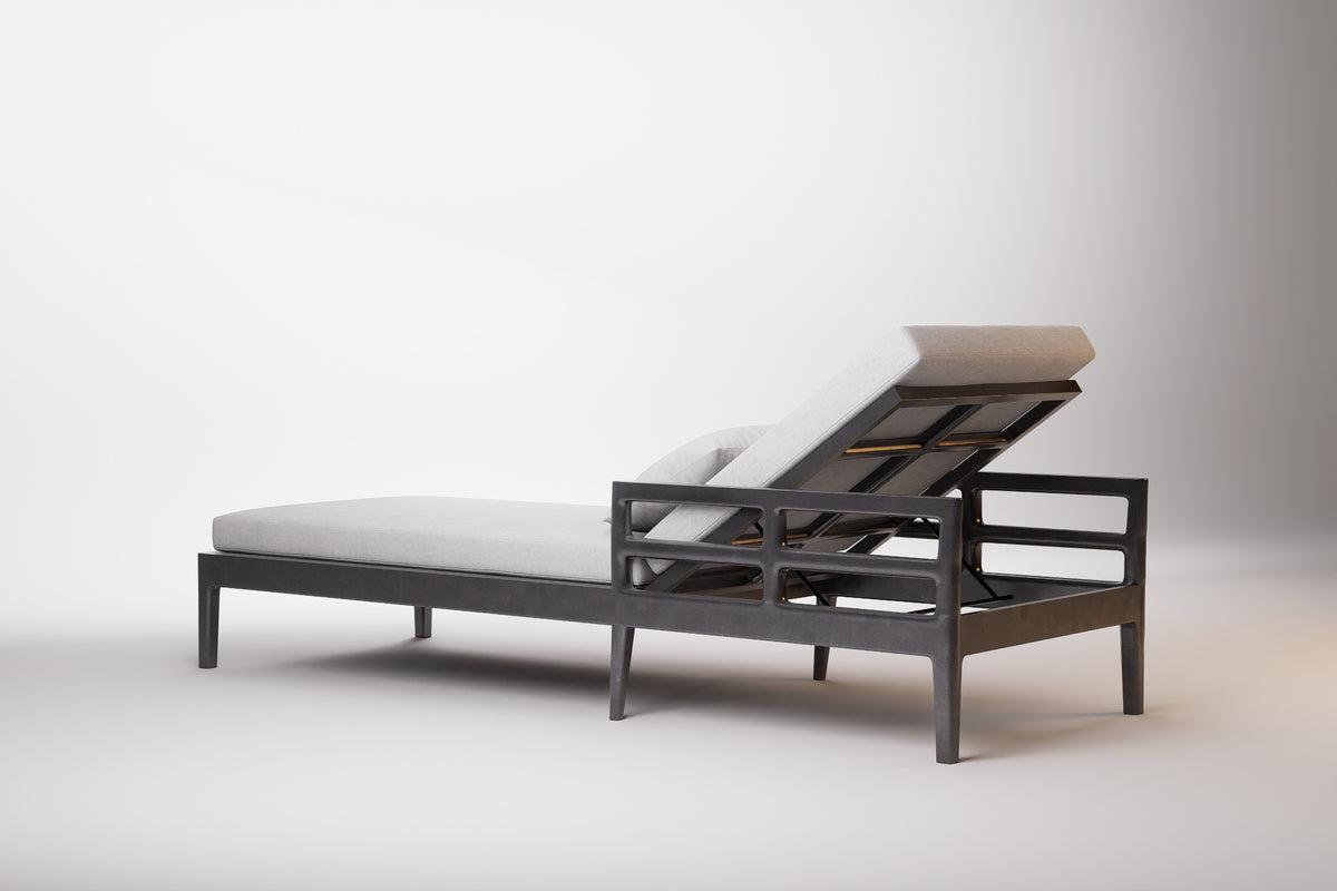 Vienna Outdoor Sun Lounge Aluminium