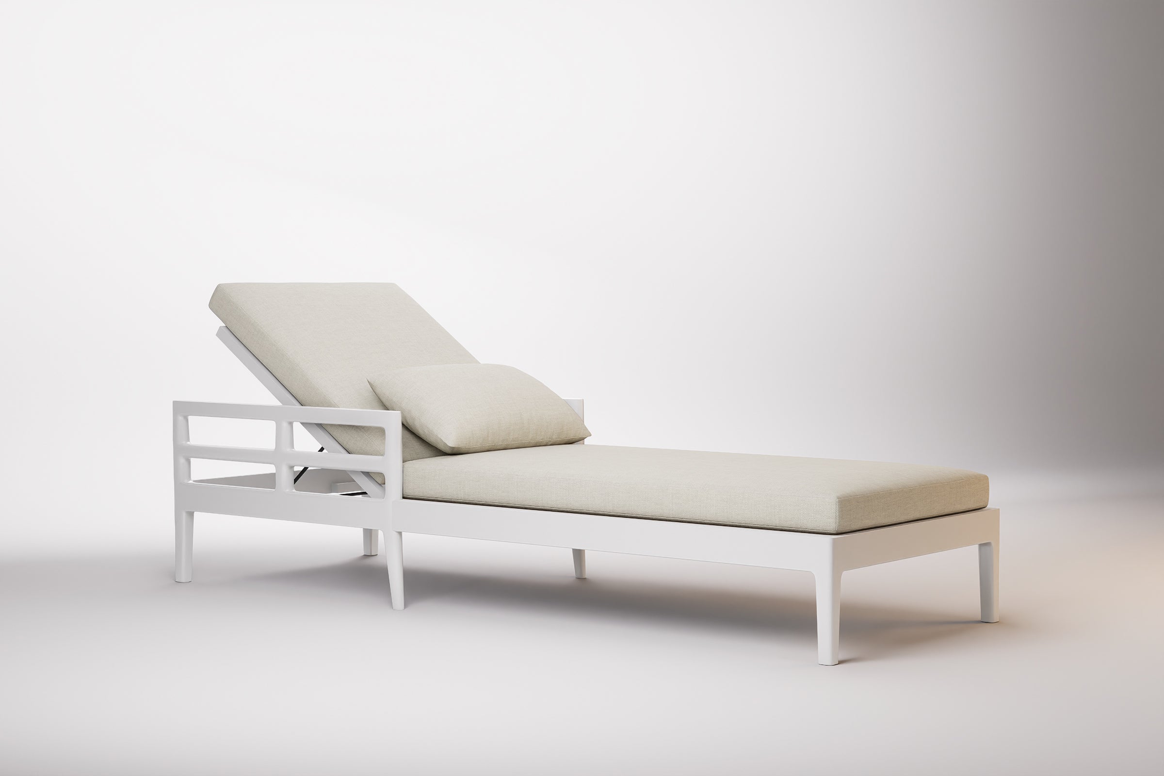 Vienna Outdoor Sun Lounge Aluminium