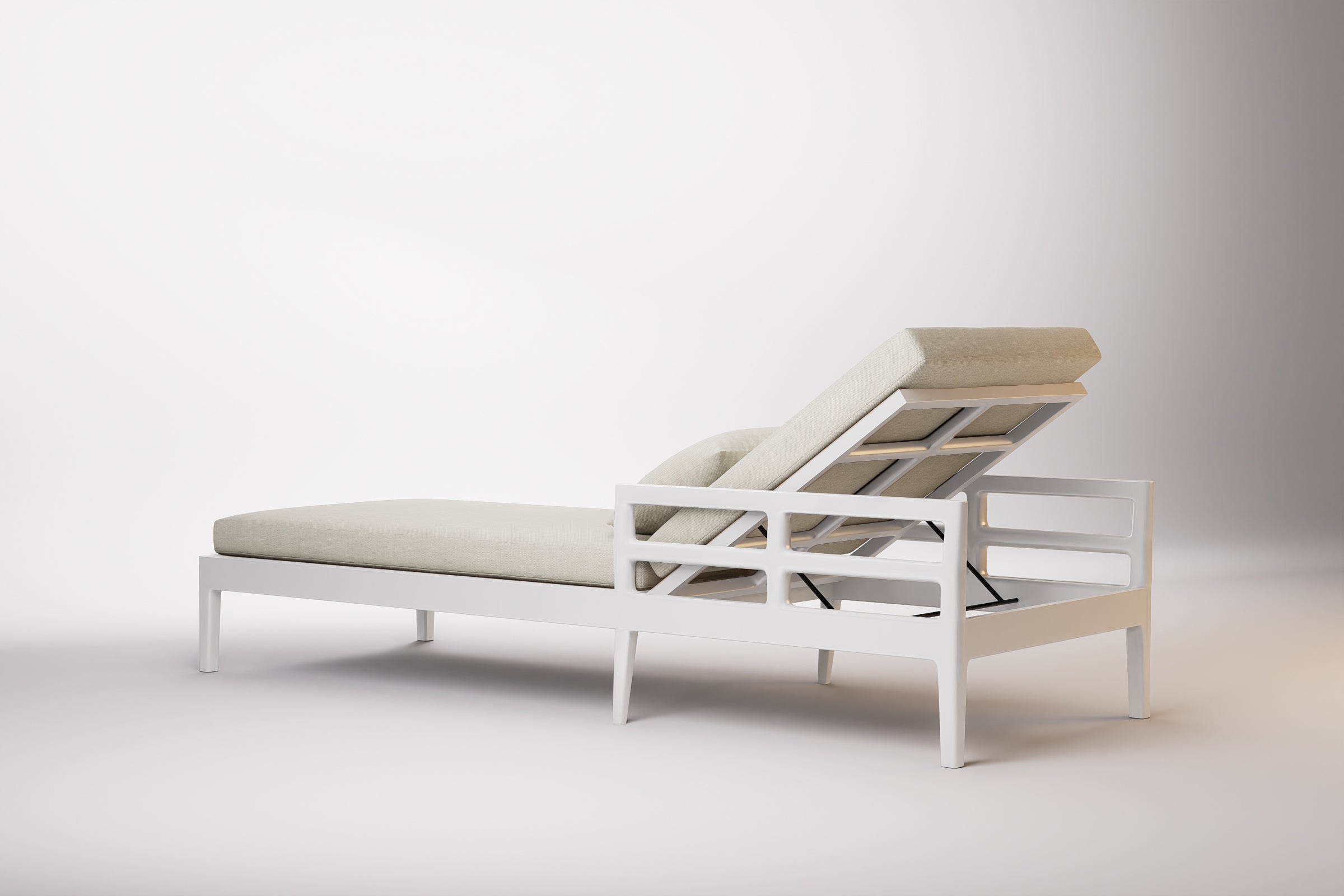 Vienna Outdoor Sun Lounge Aluminium