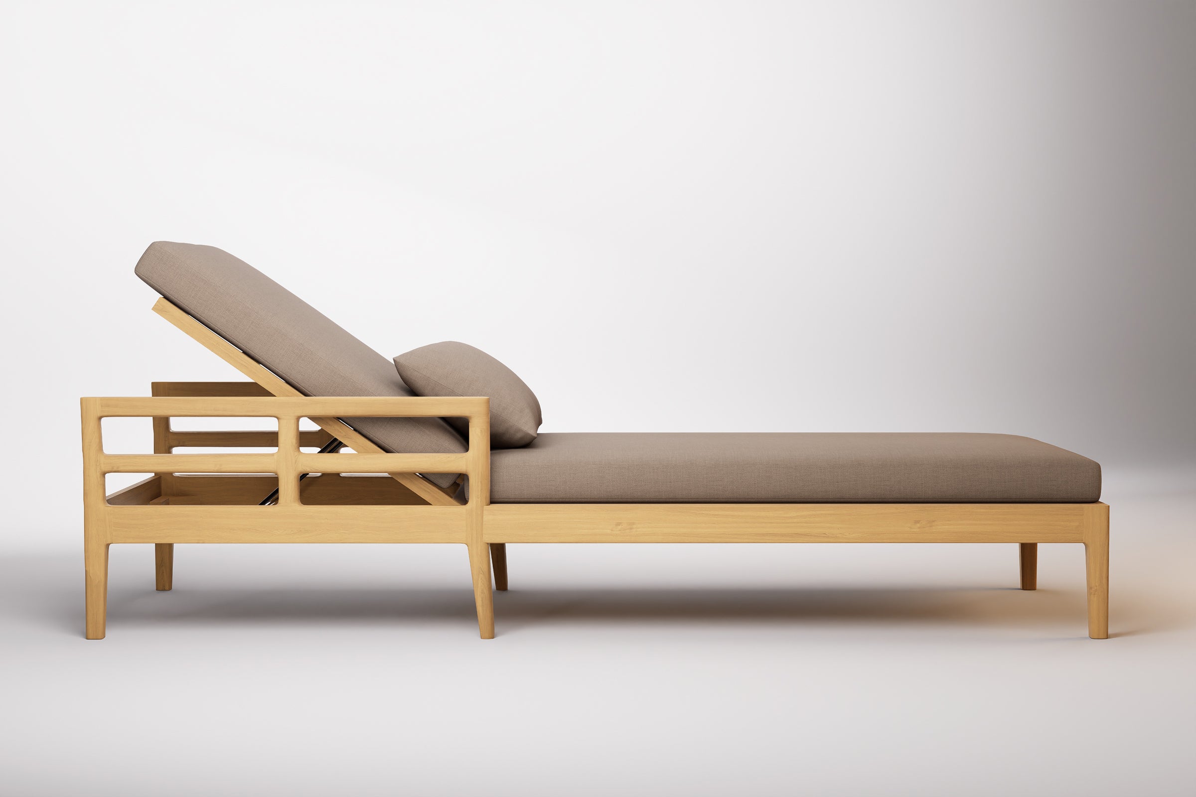 Vienna Outdoor Sun Lounge Teak