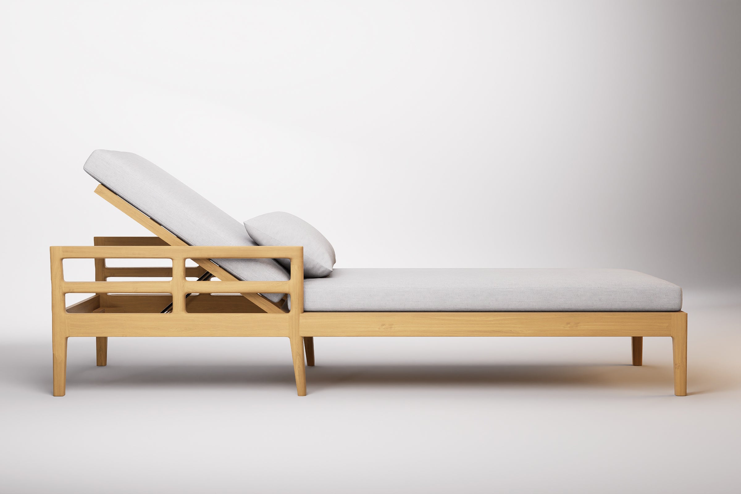 Vienna Outdoor Sun Lounge Teak