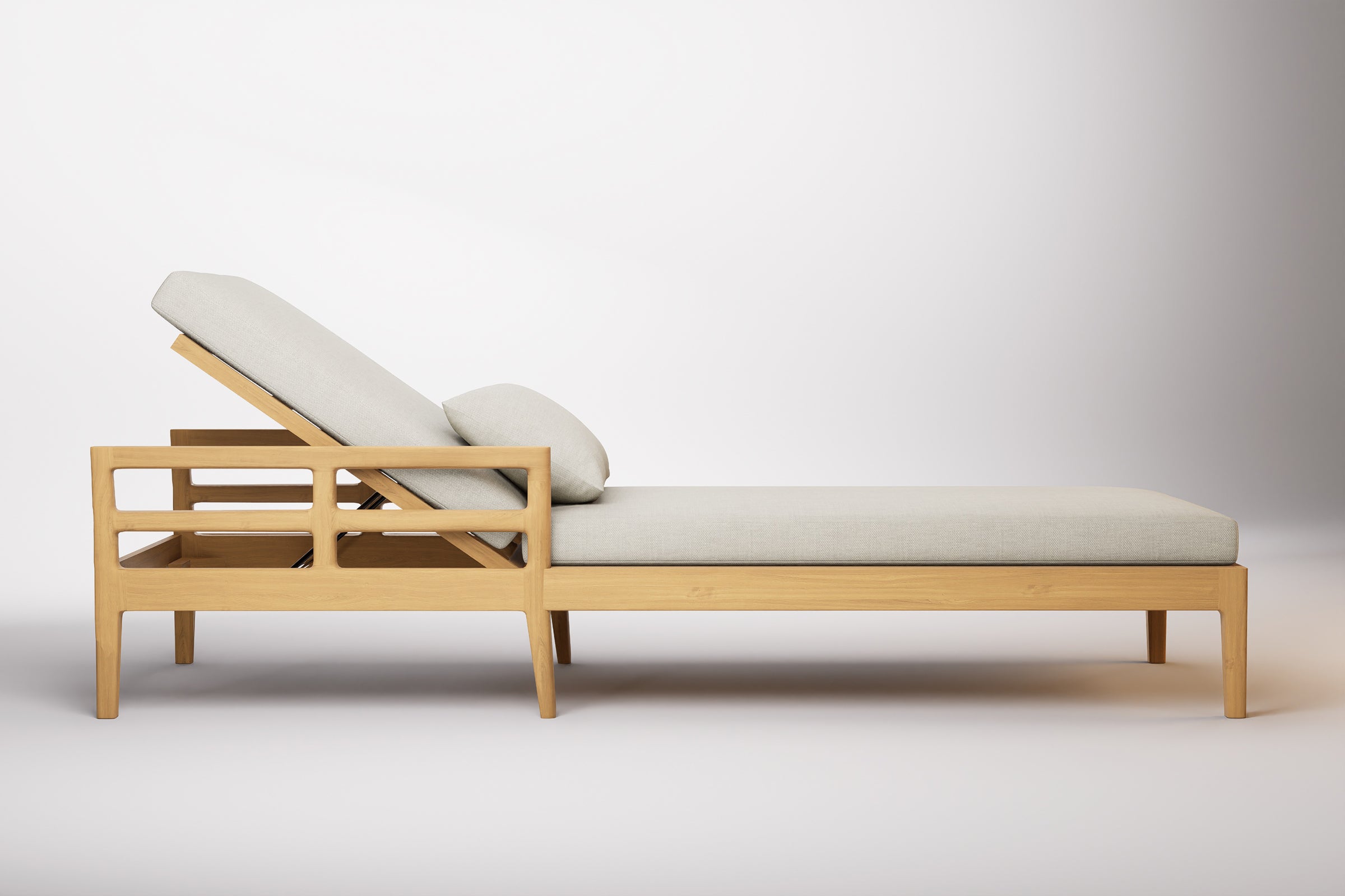Vienna Outdoor Sun Lounge Teak
