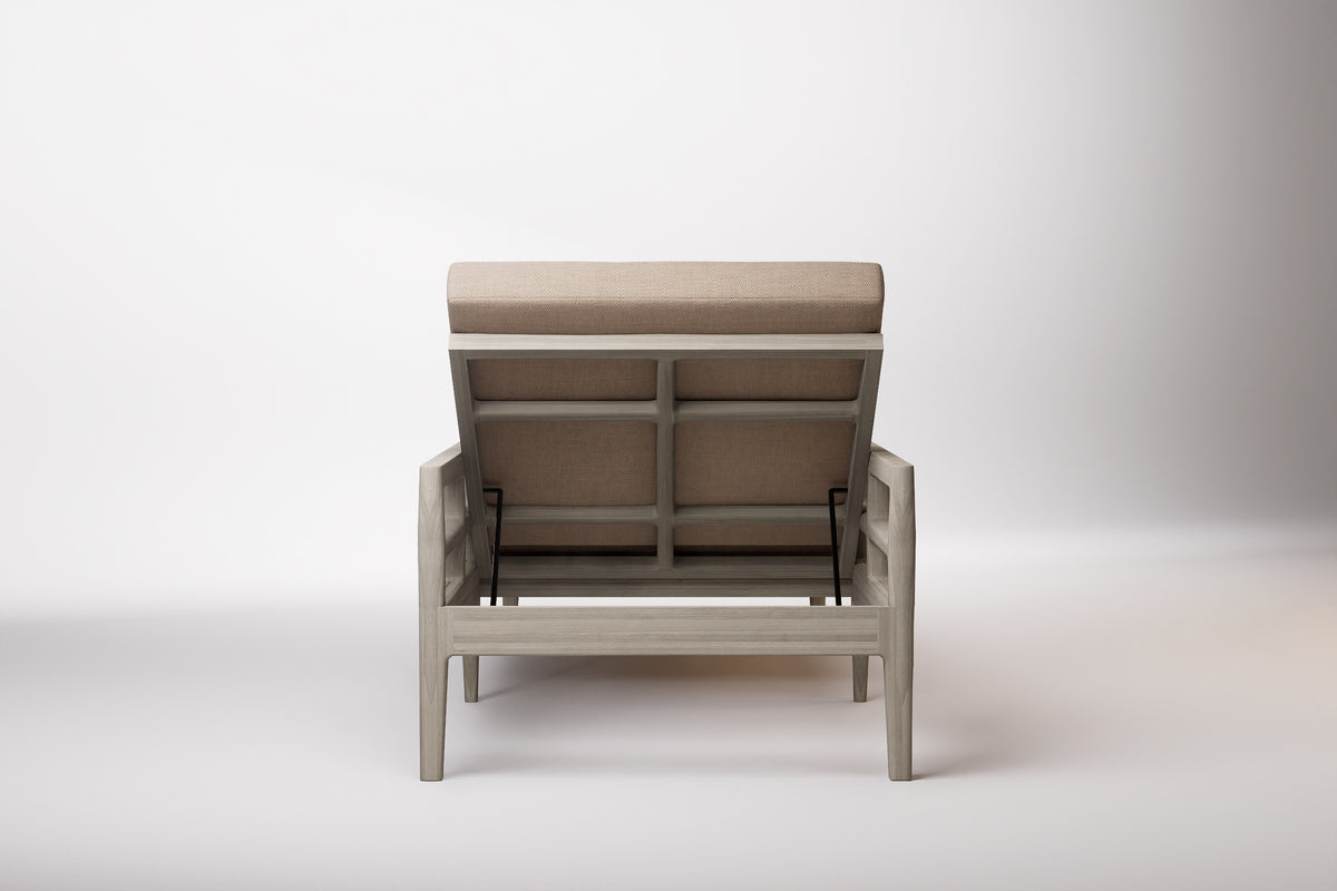 Vienna Outdoor Sun Lounge Teak