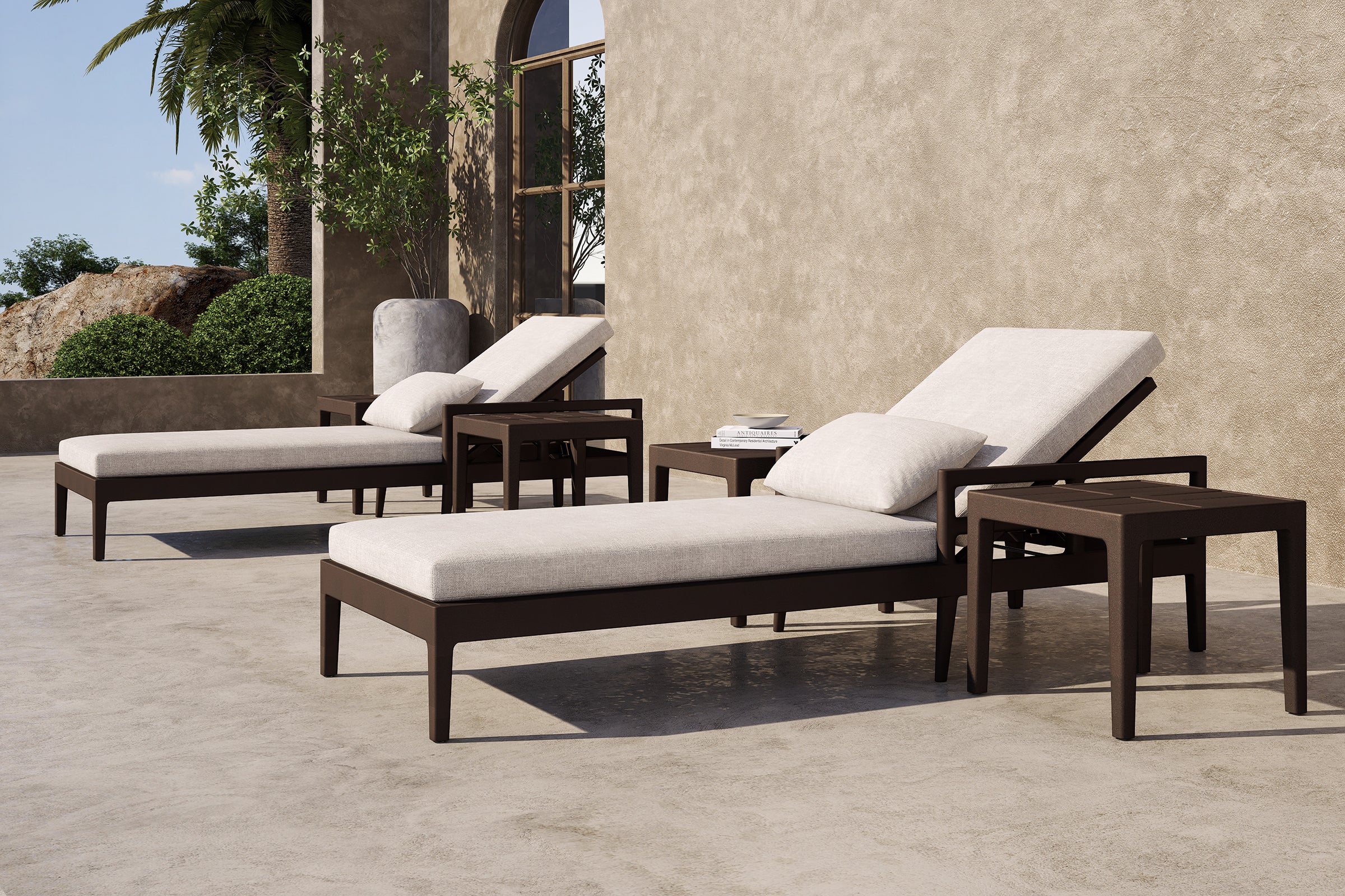 Vienna Outdoor Sun Lounge Aluminium